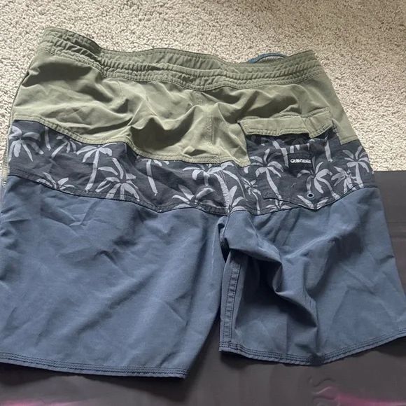 Quiksilver Olive and Navy Board Shorts - Picture 6 of 7